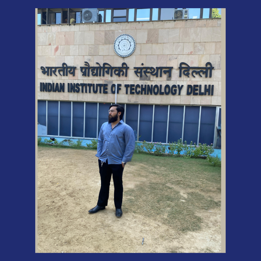 Mohit Bhadana IIT Delhi pic with iit logo